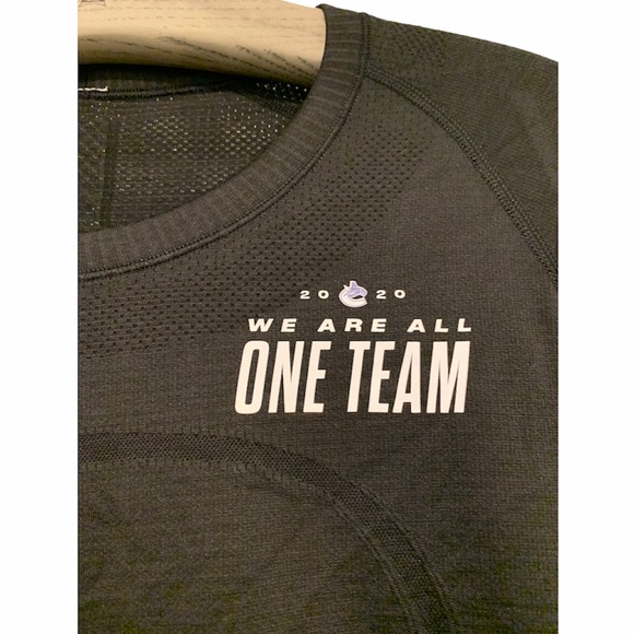 lululemon Limited Edition Swiftly VancouverCanucks - Picture 2 of 5